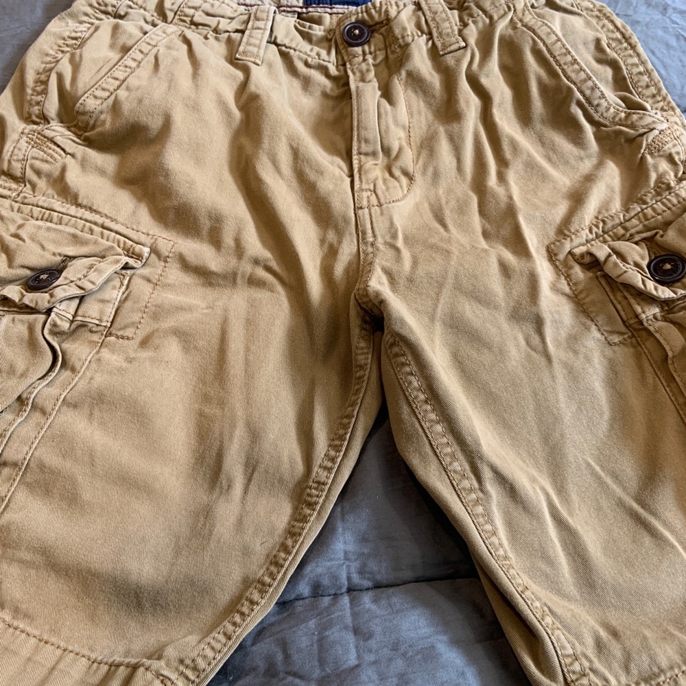 American Eagle cargo shorts